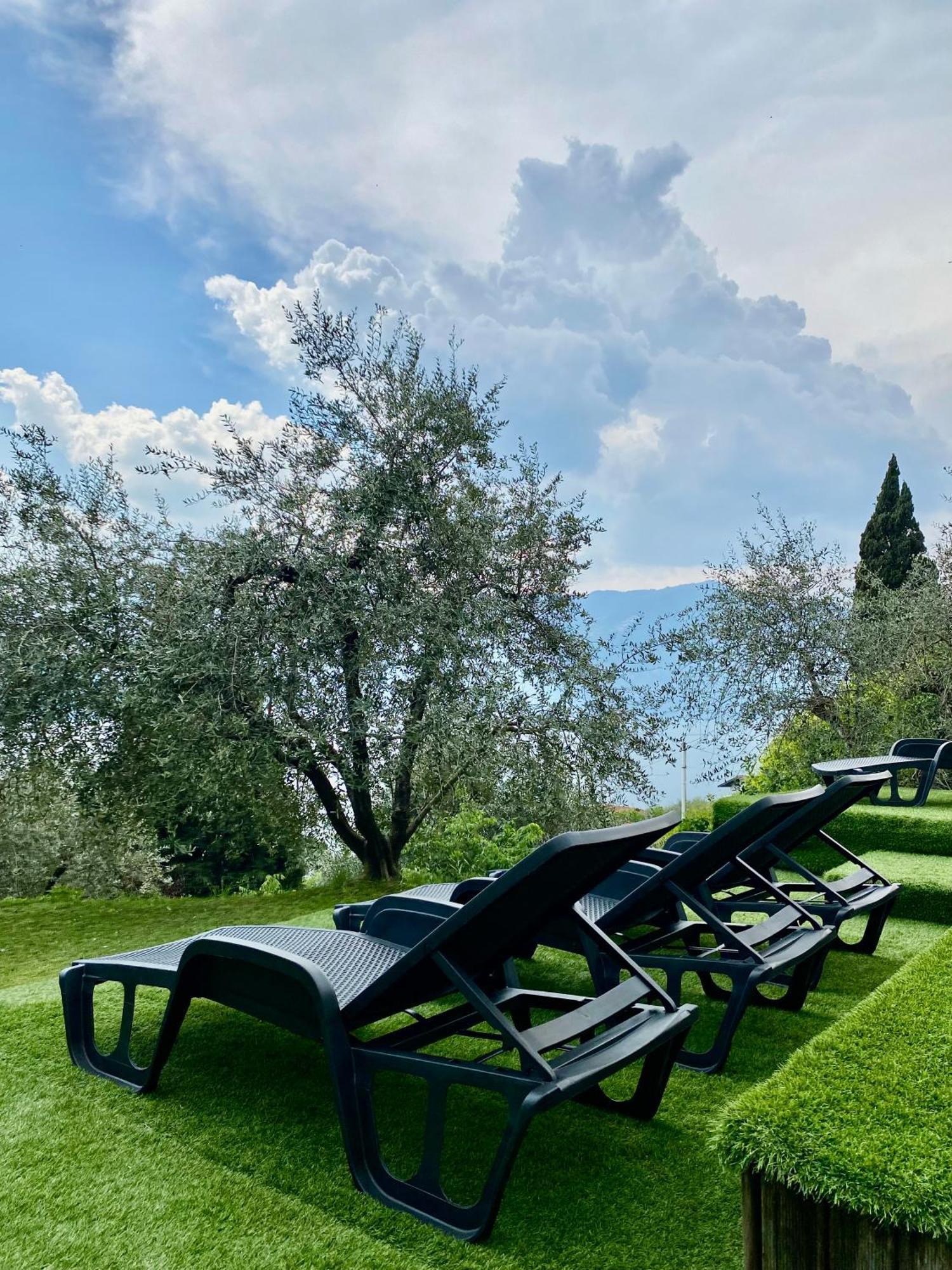 Villa Smeraldo Sale Marasino Exterior photo